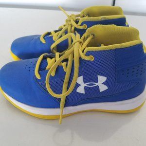 Steph Curry Youth Basketall Shoes. Size 1.5